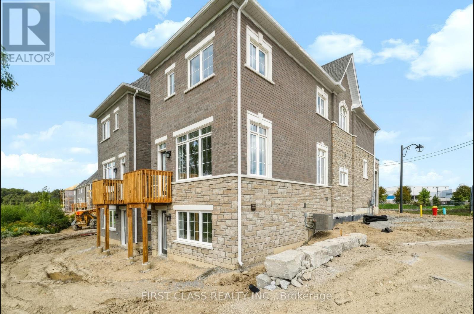 96 Gathering Lane, Richmond Hill, Ontario  L4S 0S4 - Photo 5 - N13780188