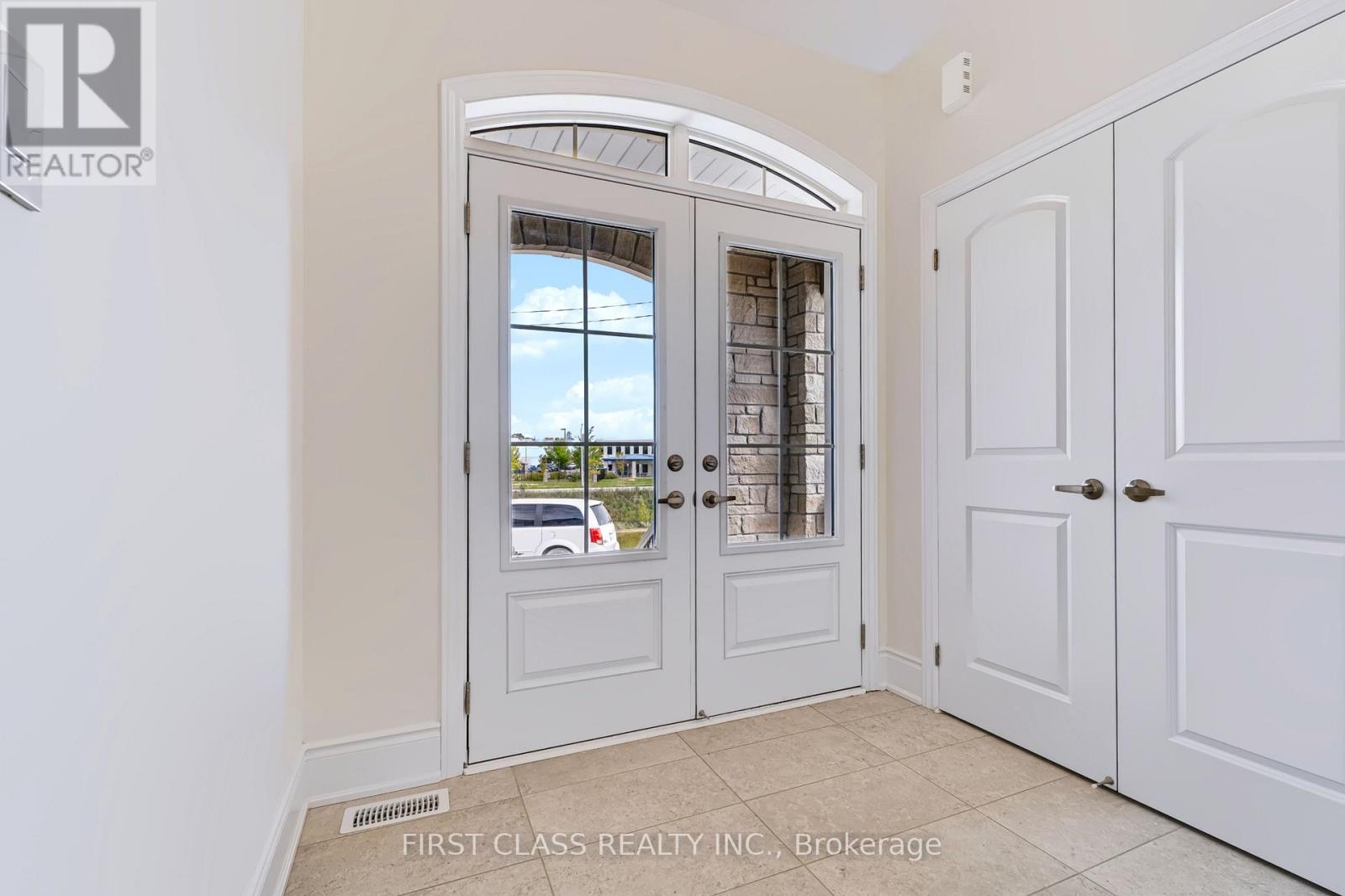 96 Gathering Lane, Richmond Hill, Ontario  L4S 0S4 - Photo 8 - N13780188