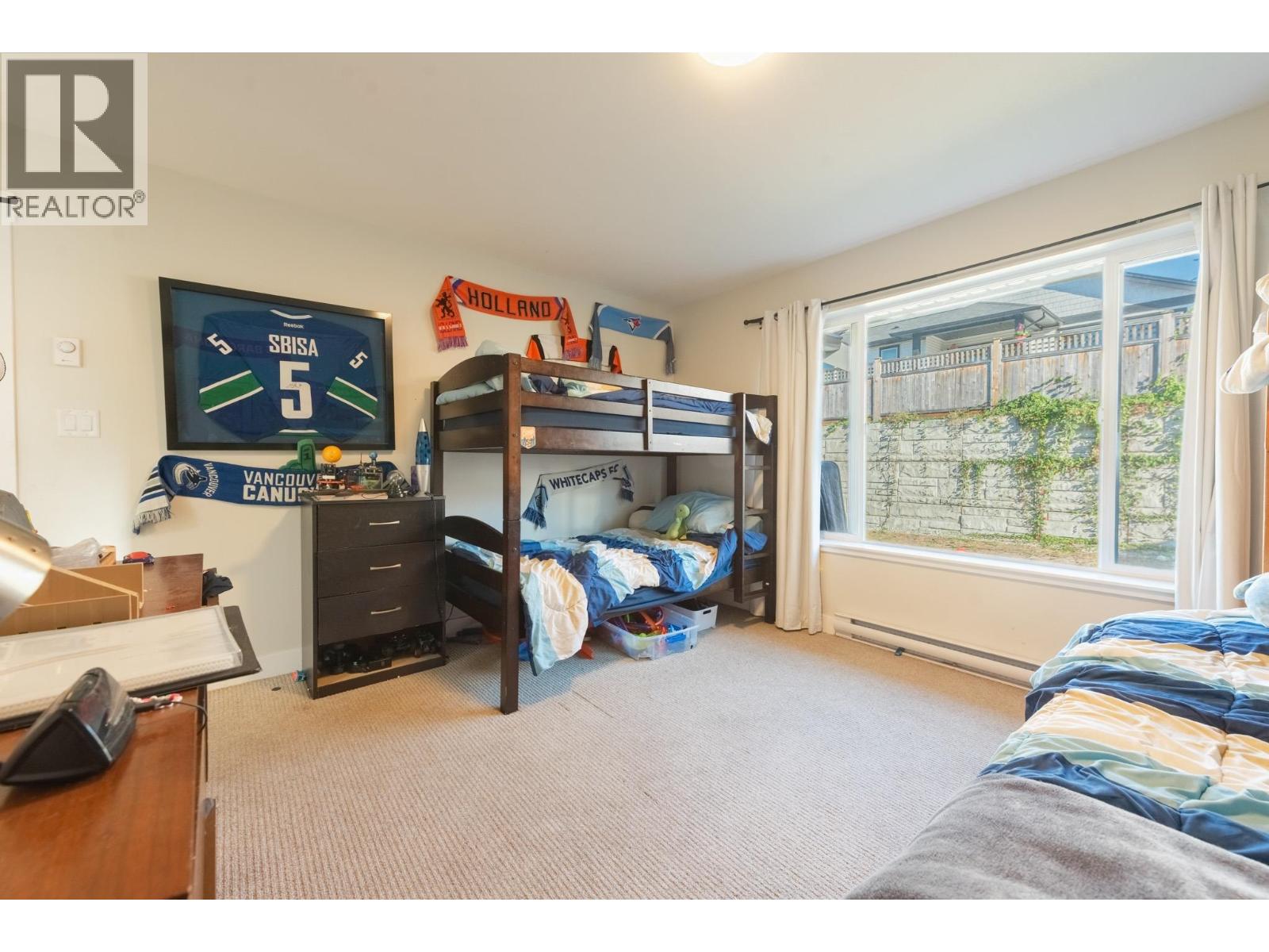 1040 Celia Crescent, Gibsons, British Columbia  V0N 1V7 - Photo 11 - R3163755