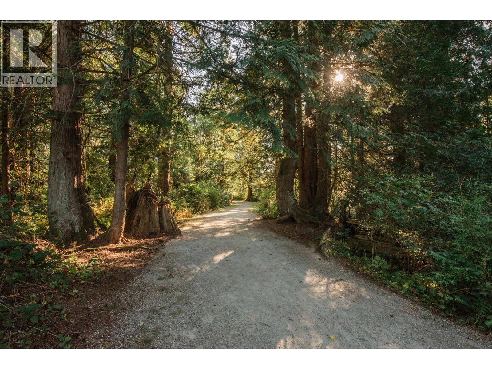 1040 Celia Crescent, Gibsons, British Columbia  V0N 1V7 - Photo 21 - R3163755