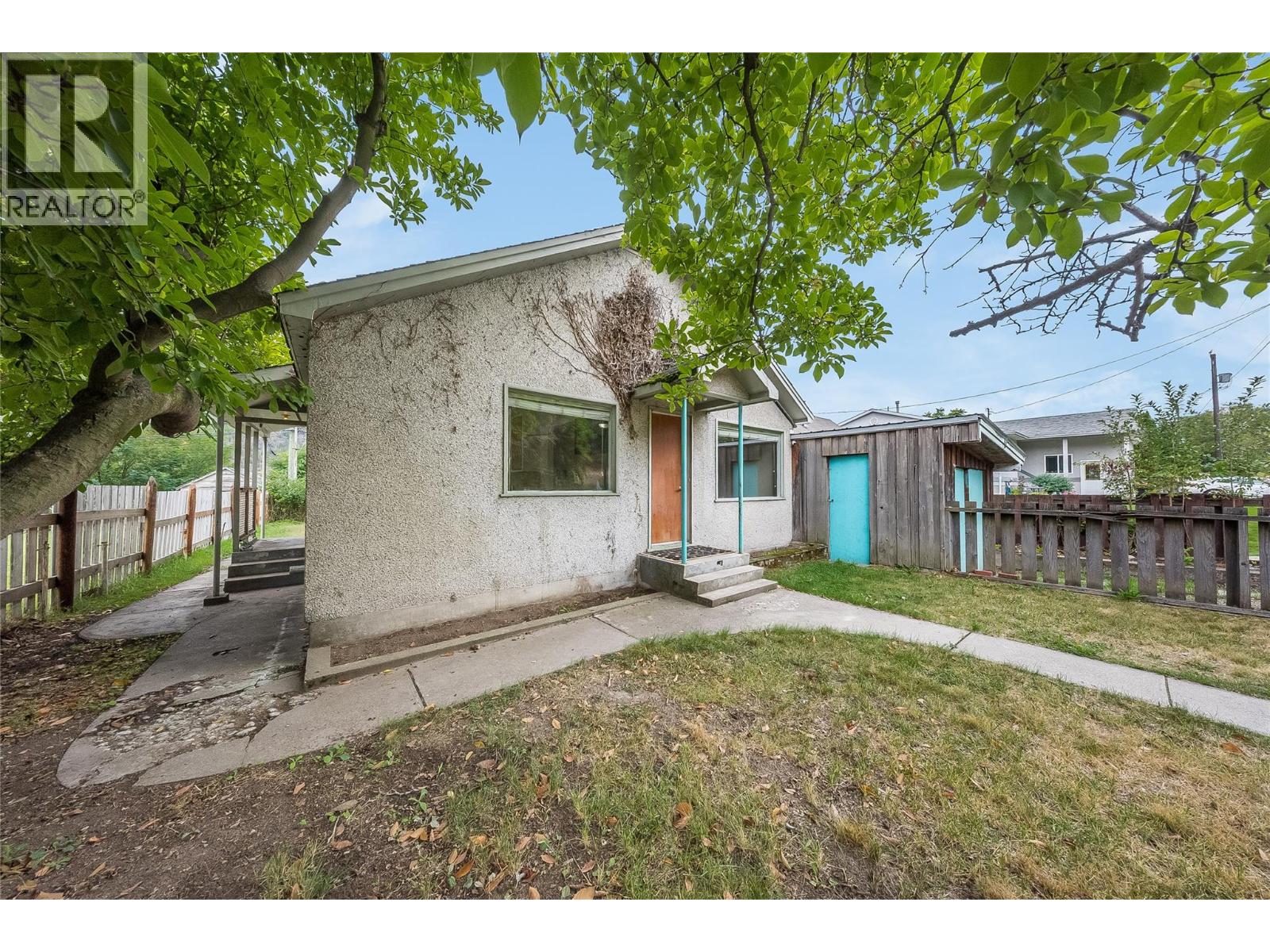 2258 Eighth Avenue photo 26
