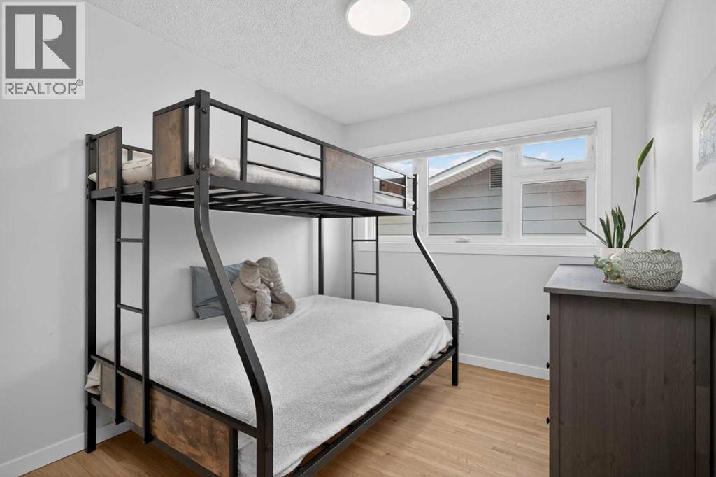 10704 Maplecrest Road Se, Calgary, Alberta  T2J 1X9 - Photo 17 - A2345181