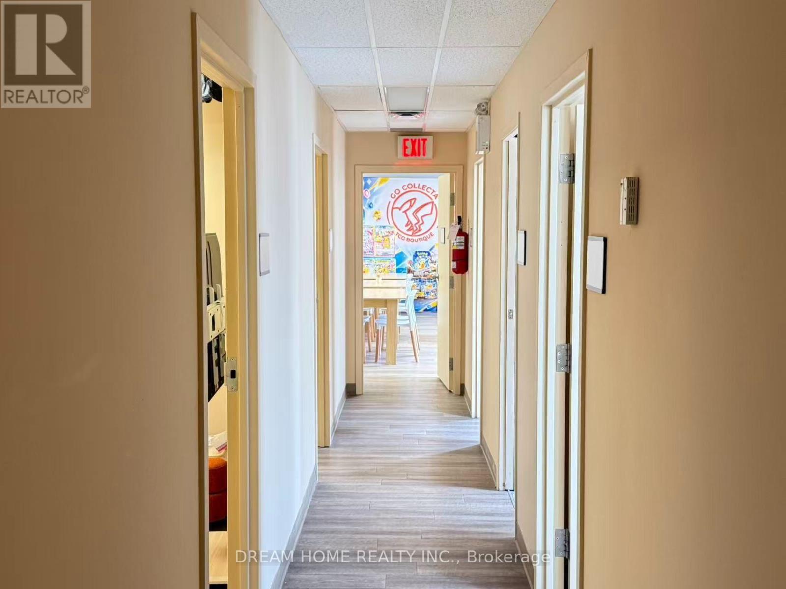 3000 Lawrence Avenue E, Toronto, Ontario  M1P 2V1 - Photo 25 - E13800450
