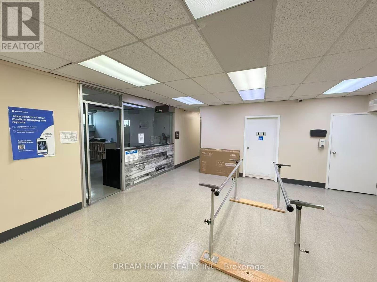 3000 Lawrence Avenue E, Toronto, Ontario  M1P 2V1 - Photo 26 - E13800450
