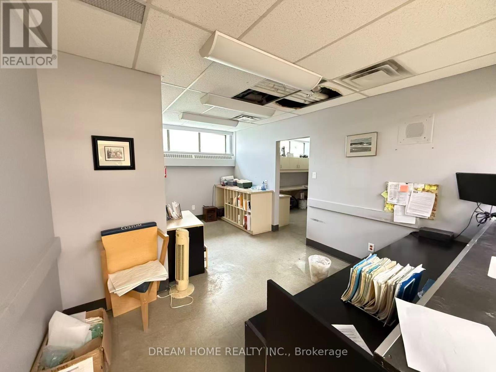 3000 Lawrence Avenue E, Toronto, Ontario  M1P 2V1 - Photo 27 - E13800450