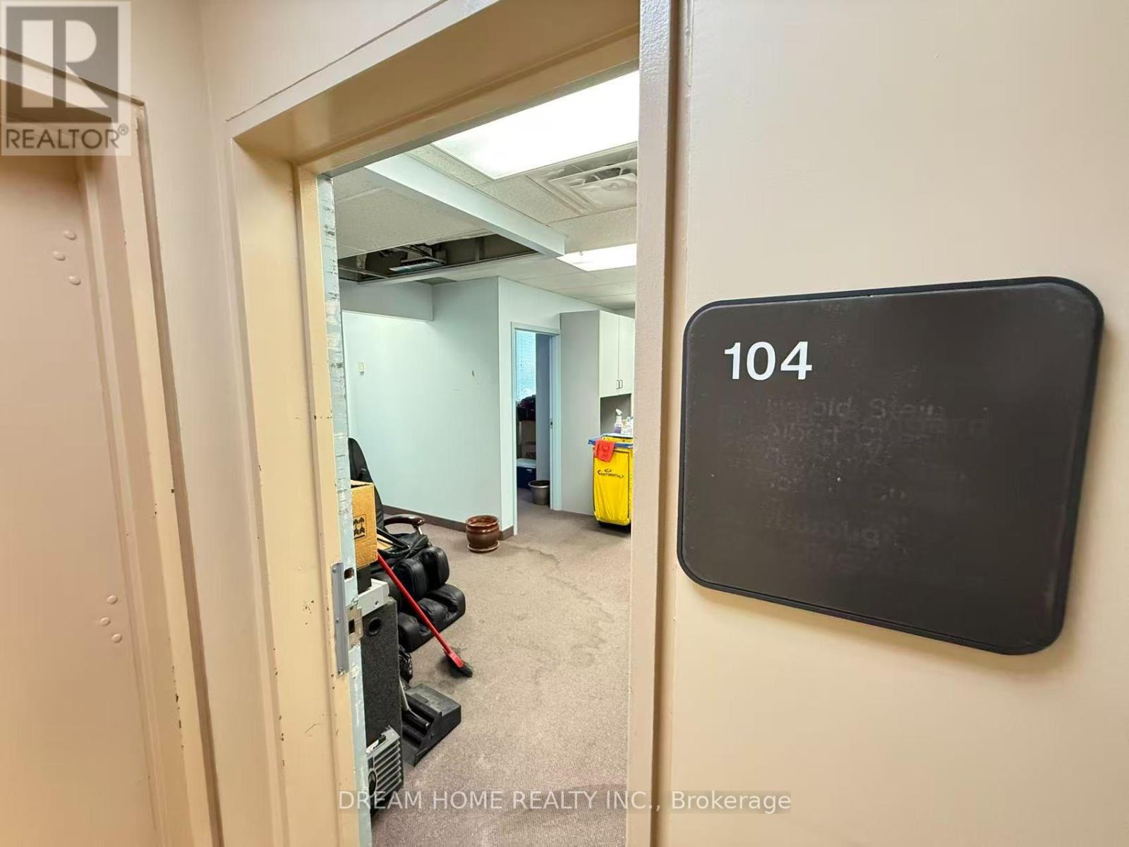 3000 Lawrence Avenue E, Toronto, Ontario  M1P 2V1 - Photo 39 - E13800450