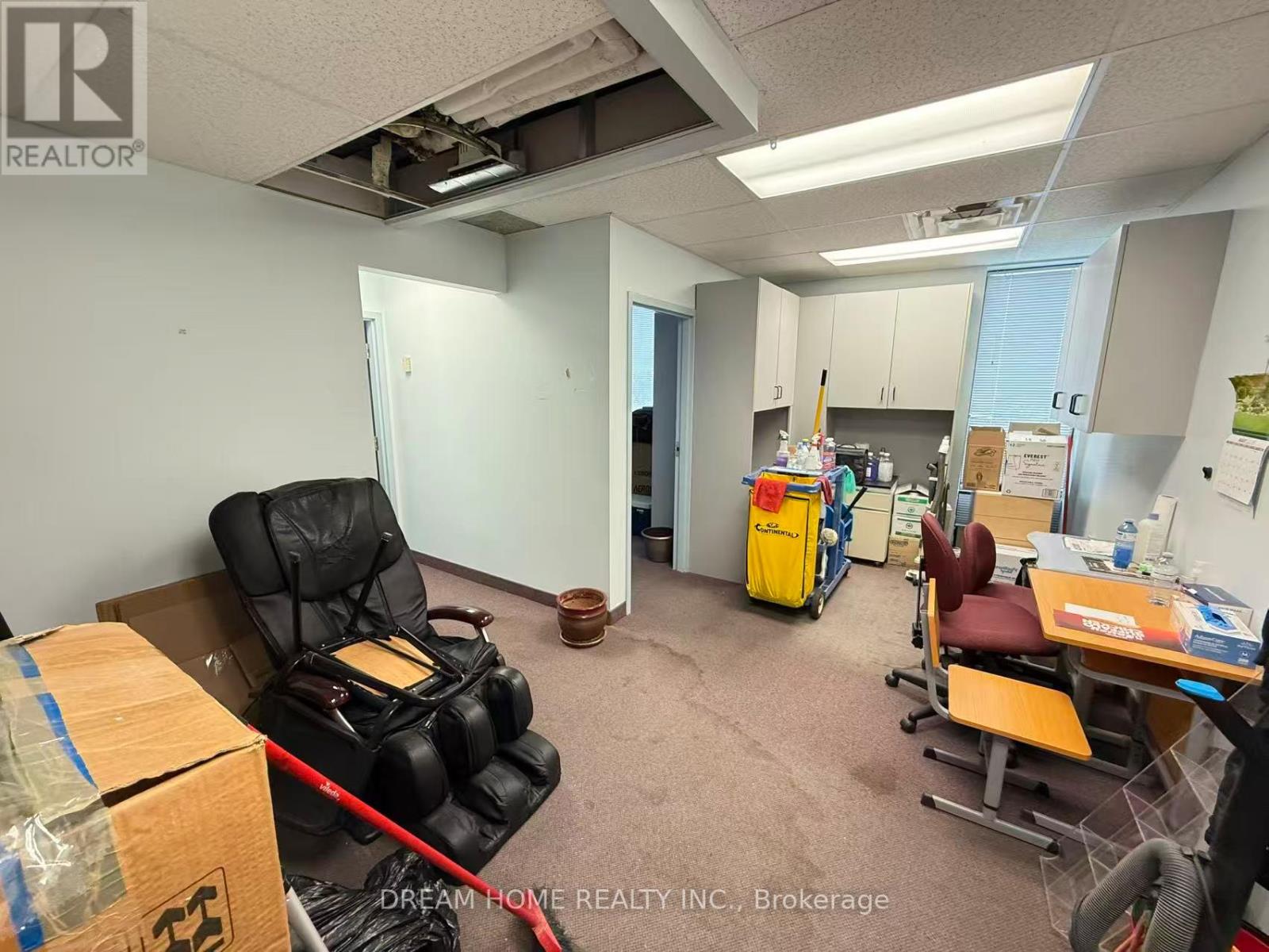 3000 Lawrence Avenue E, Toronto, Ontario  M1P 2V1 - Photo 40 - E13800450