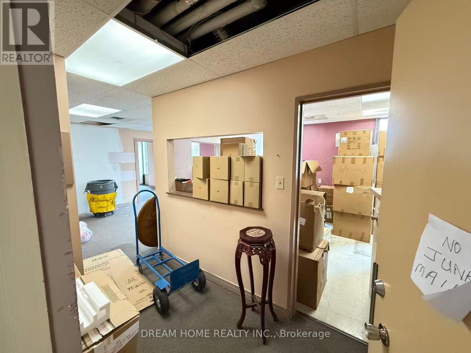 3000 Lawrence Avenue E, Toronto, Ontario  M1P 2V1 - Photo 44 - E13800450