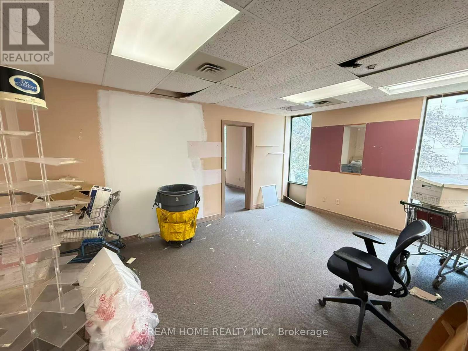 3000 Lawrence Avenue E, Toronto, Ontario  M1P 2V1 - Photo 46 - E13800450