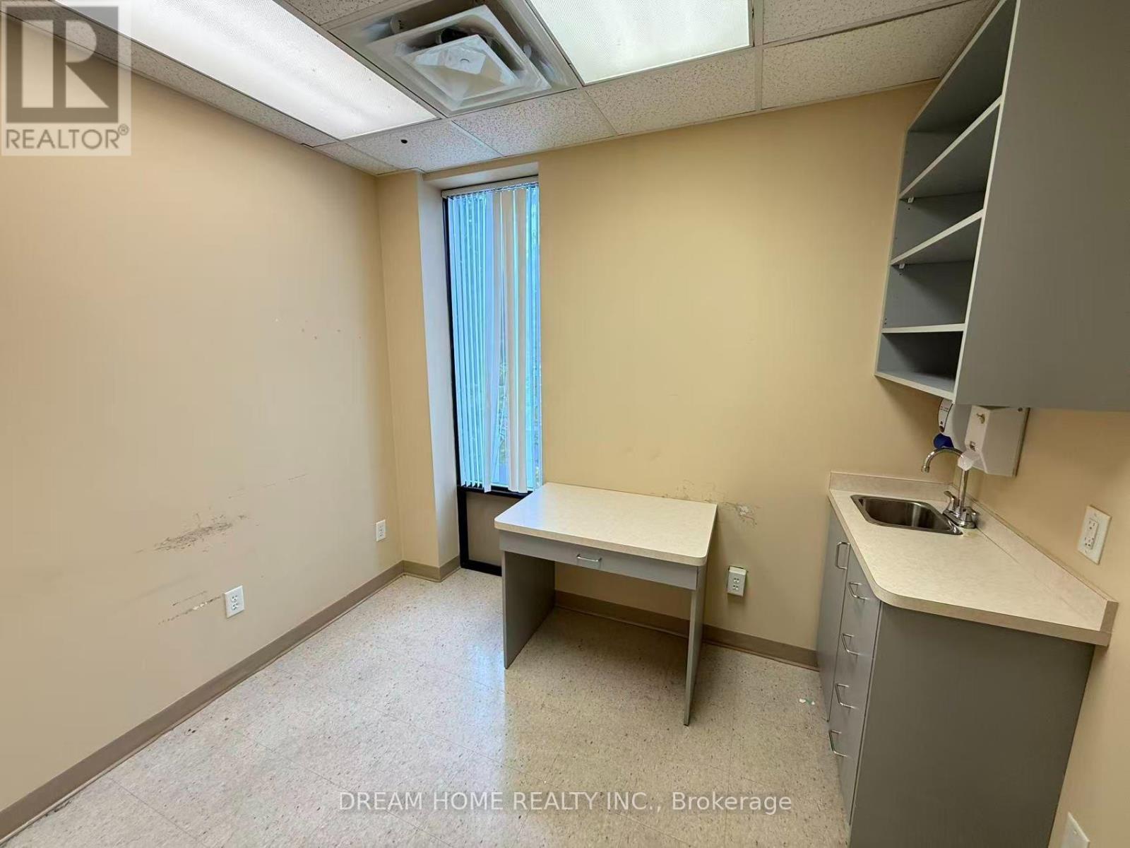 3000 Lawrence Avenue E, Toronto, Ontario  M1P 2V1 - Photo 6 - E13800450