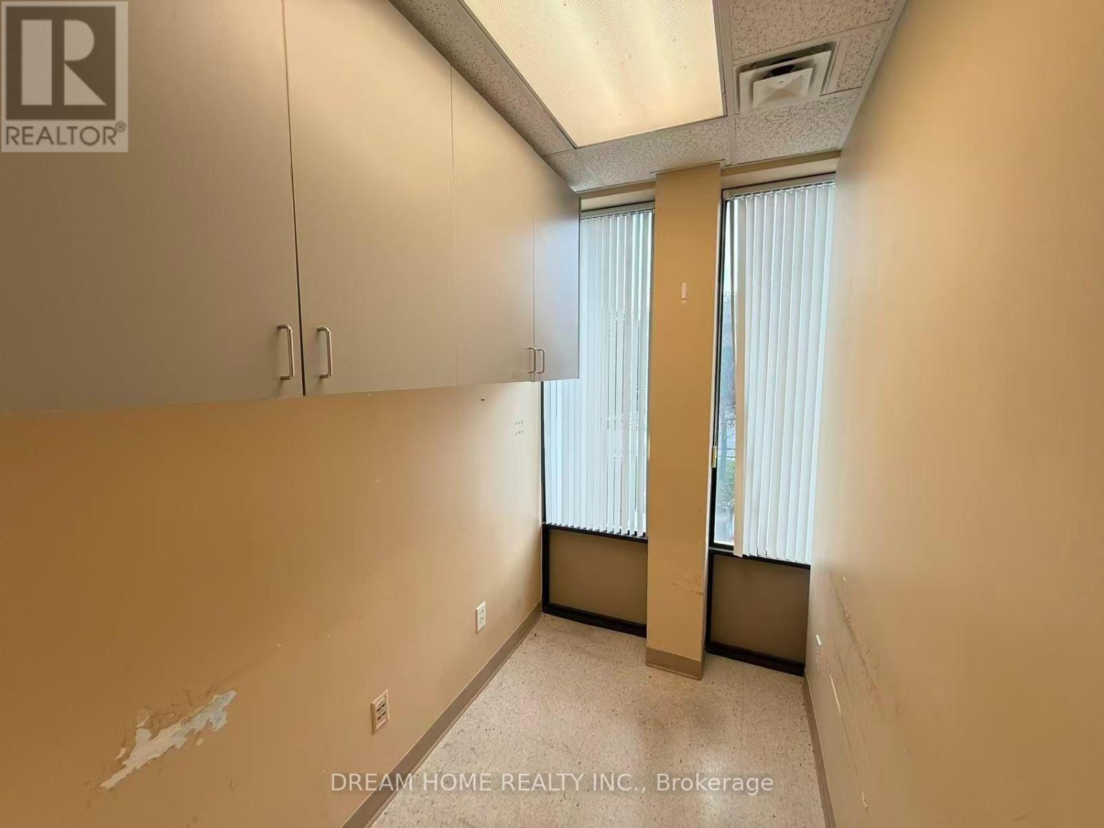 3000 Lawrence Avenue E, Toronto, Ontario  M1P 2V1 - Photo 7 - E13800450