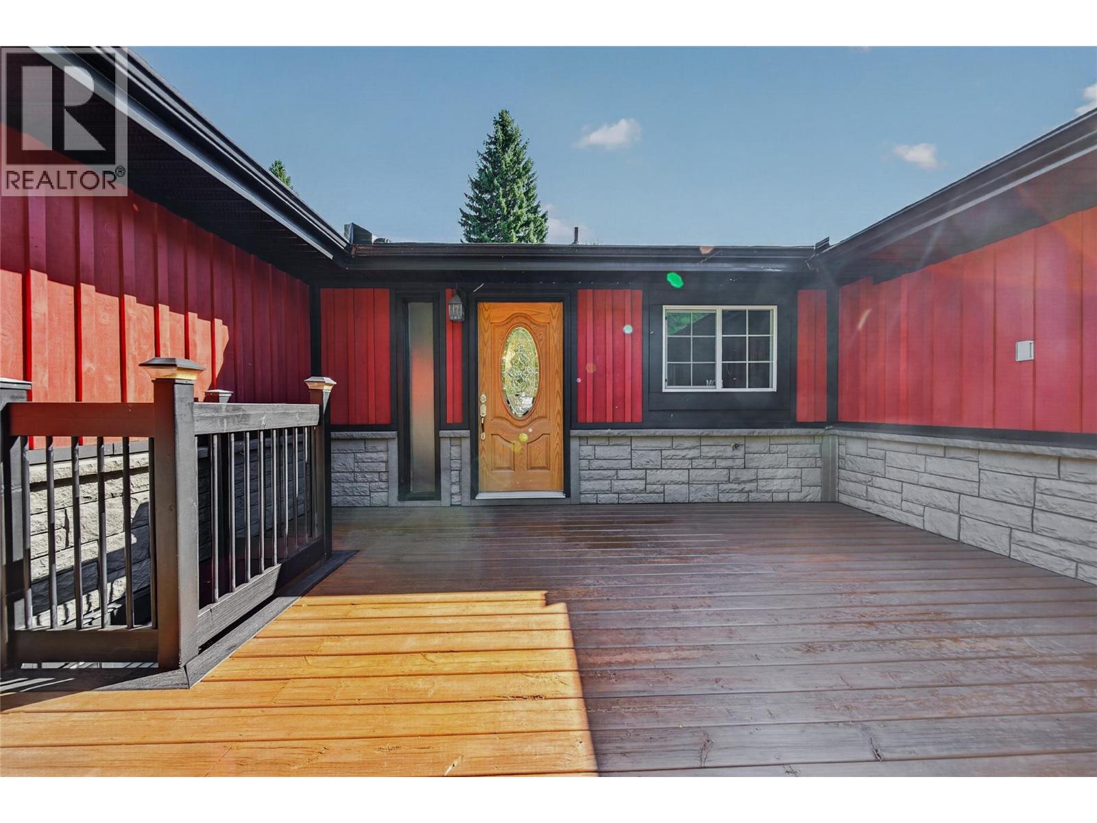 1706 Mckenzie Road, Fernie, British Columbia  V0B 1M5 - Photo 5 - 10400725