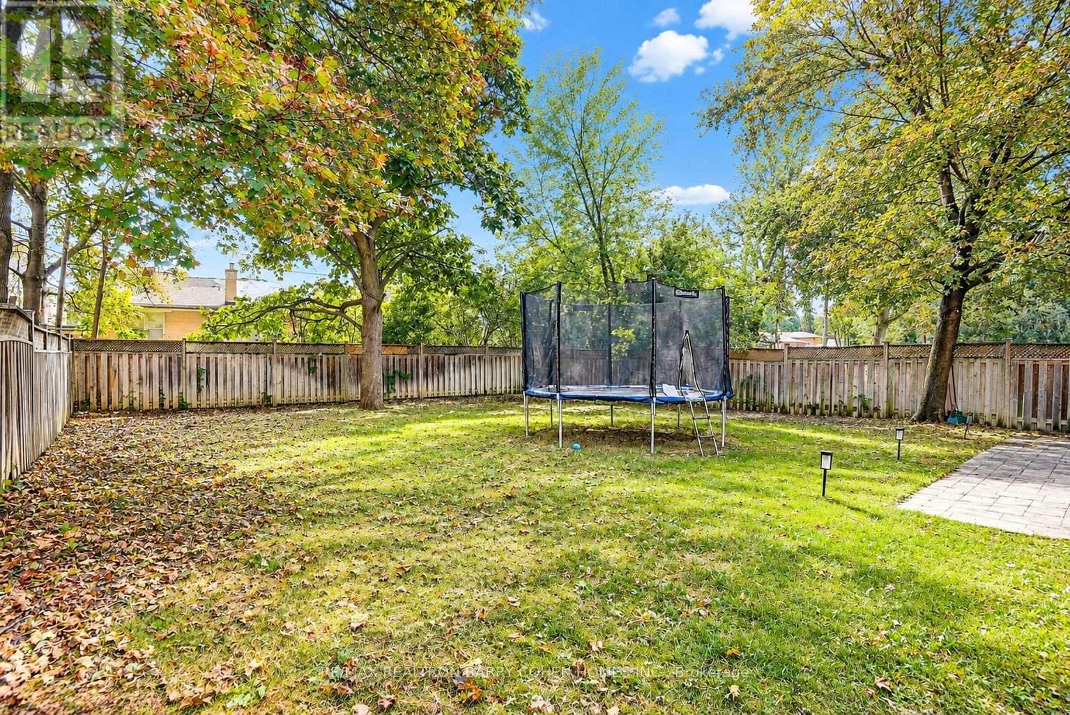 21 Yorkview Drive, Toronto, Ontario  M2N 2R9 - Photo 47 - C13797632
