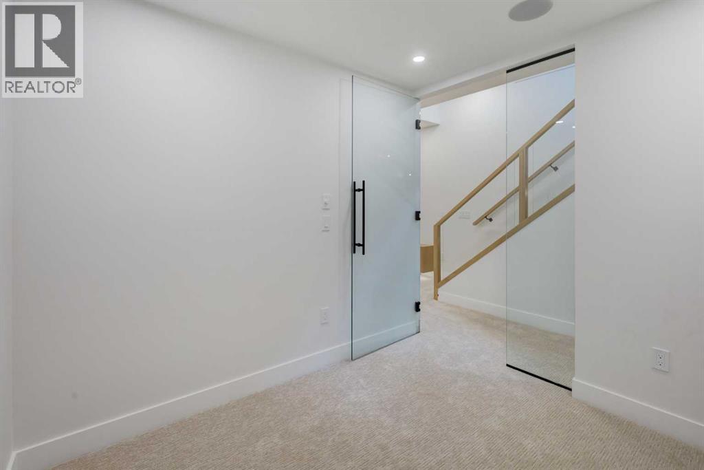 2044 56 Avenue Sw, Calgary, Alberta  T3E 1M8 - Photo 35 - A2345353