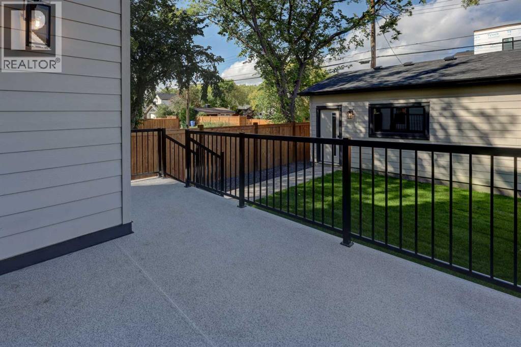2044 56 Avenue Sw, Calgary, Alberta  T3E 1M8 - Photo 40 - A2345353