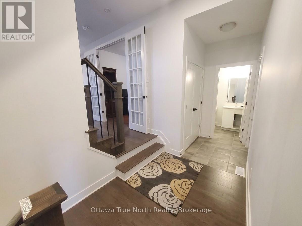 1054 Eider Street, Ottawa, Ontario  K4M 0P4 - Photo 4 - X13800482