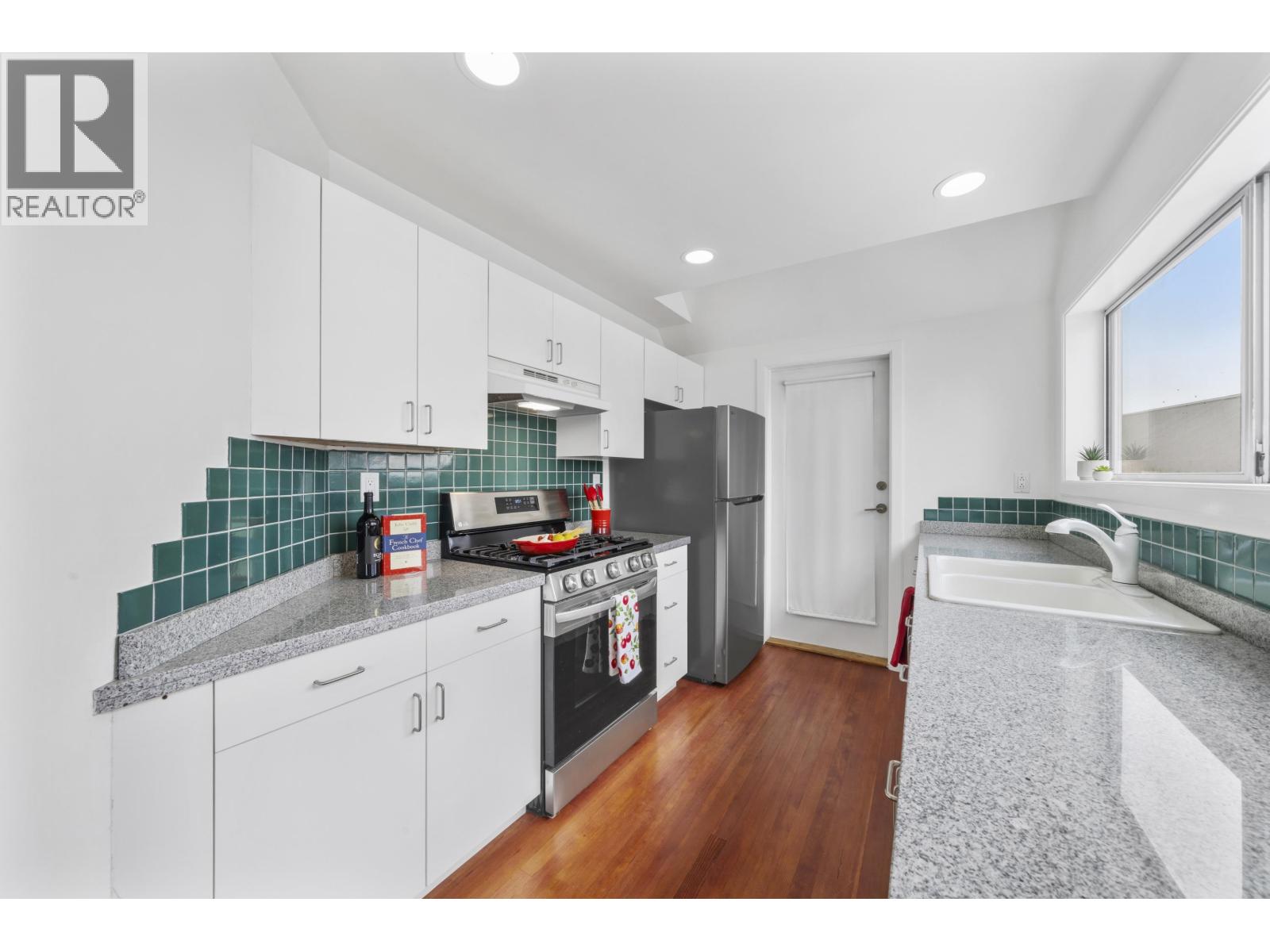 28 Passage Island, Vancouver, British Columbia  V7W 1V7 - Photo 15 - R3167053