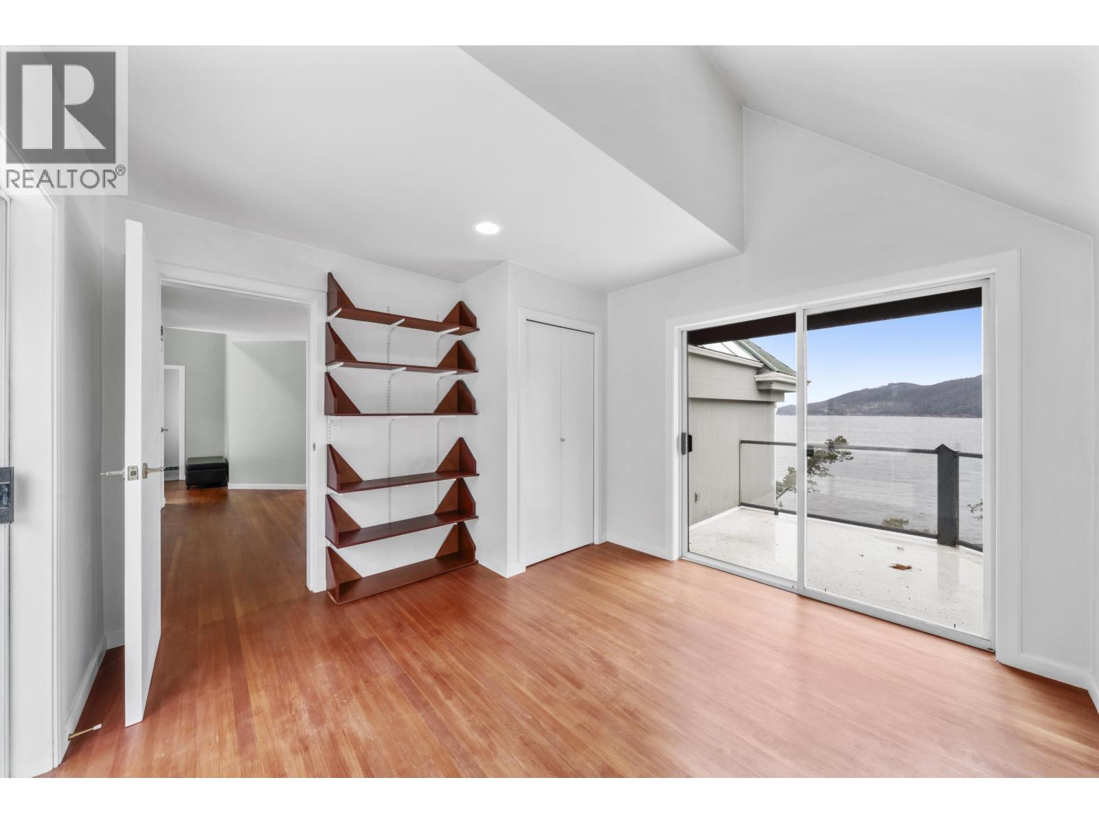 28 Passage Island, Vancouver, British Columbia  V7W 1V7 - Photo 25 - R3167053