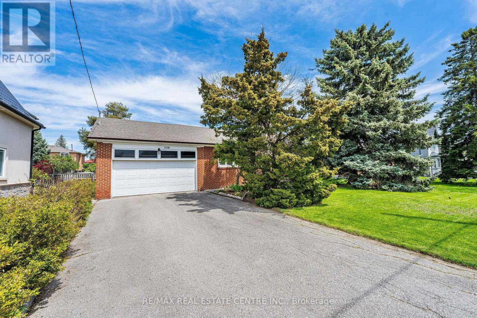 2591 Whaley Drive, Mississauga (Cooksville), Ontario  L5B 1X1 - Photo 2 - W13800478