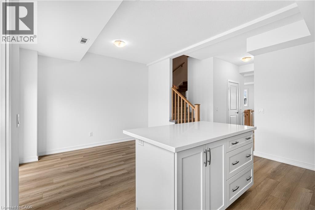 55 Great Falls Boulevard, Waterdown, Ontario  L8B 2A9 - Photo 16 - 40858993