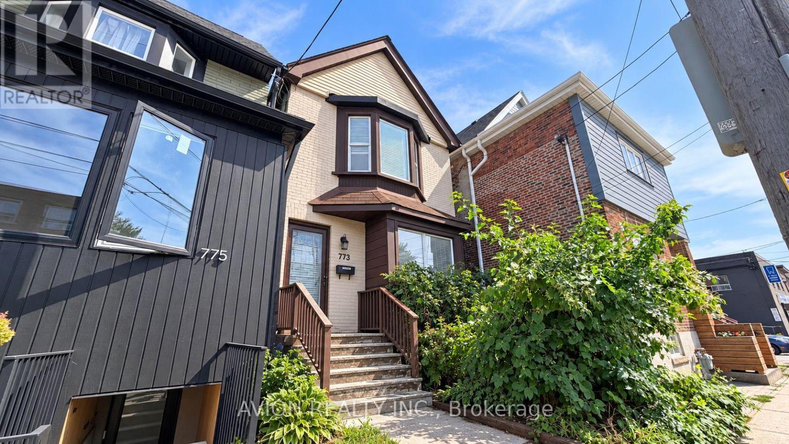 UPPER - 773 PAPE AVENUE, Toronto, Ontario