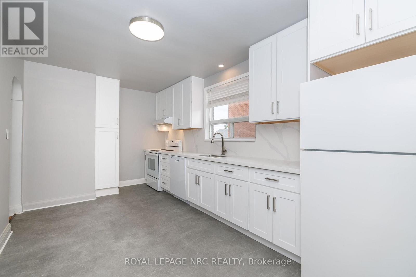 102 Townline Rd. West Road, St. Catharines (Burleigh Hill), Ontario  L2T 1P7 - Photo 29 - X13800540
