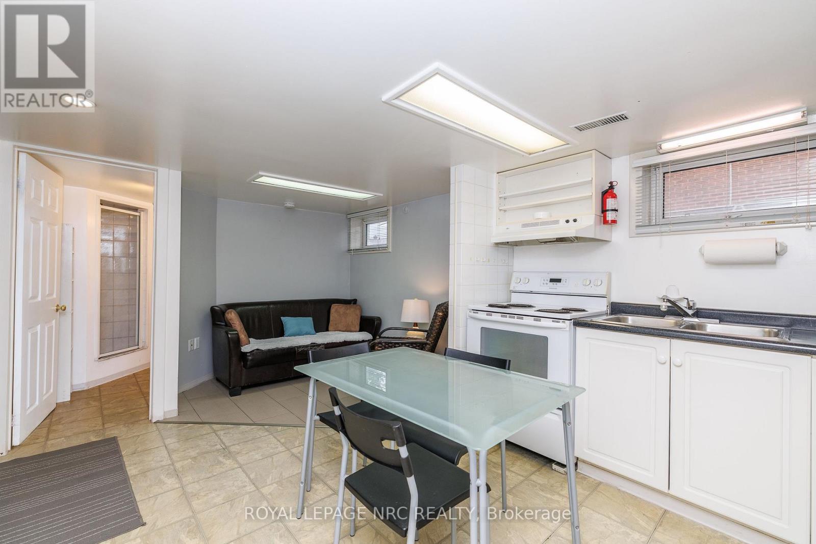 102 Townline Rd. West Road, St. Catharines (Burleigh Hill), Ontario  L2T 1P7 - Photo 31 - X13800540