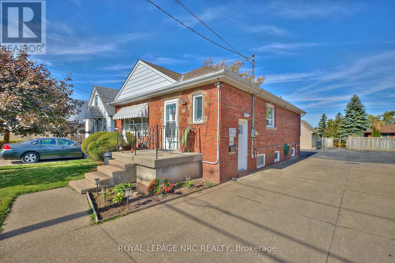 102 Townline Rd. West Road, St. Catharines (Burleigh Hill), Ontario  L2T 1P7 - Photo 5 - X13800540