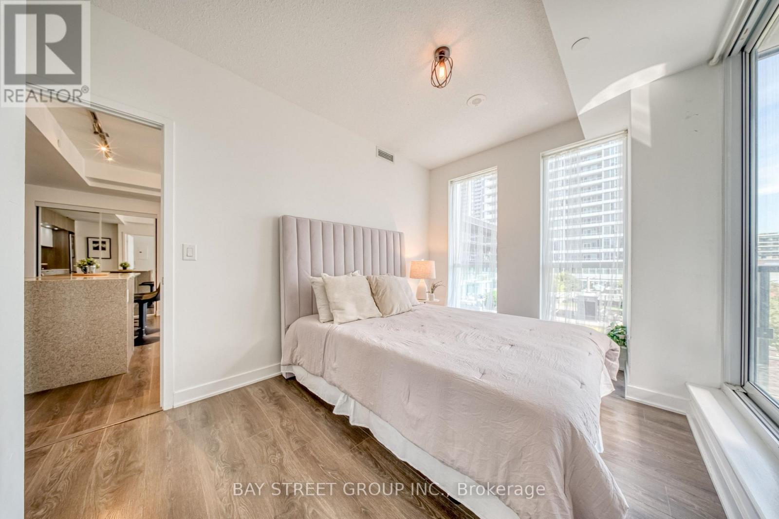 502 - 170 Sumach Street, Toronto (Regent Park), Ontario  M5A 0C3 - Photo 10 - C13800536