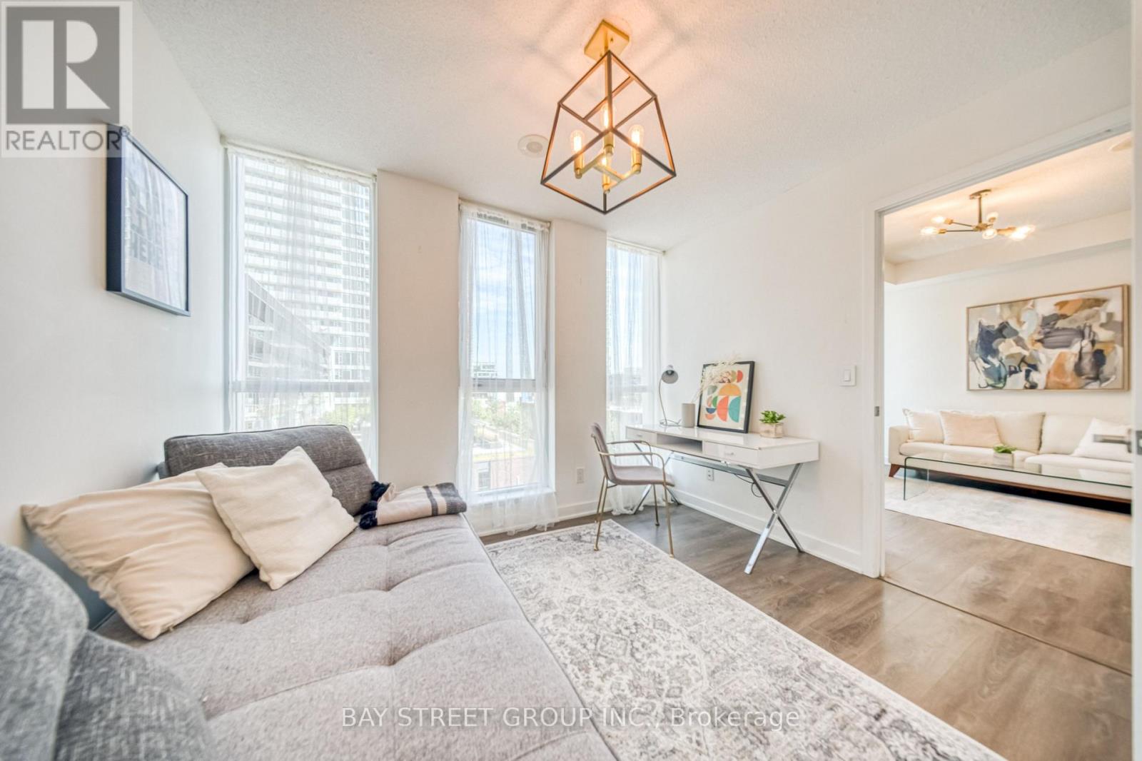 502 - 170 Sumach Street, Toronto (Regent Park), Ontario  M5A 0C3 - Photo 15 - C13800536