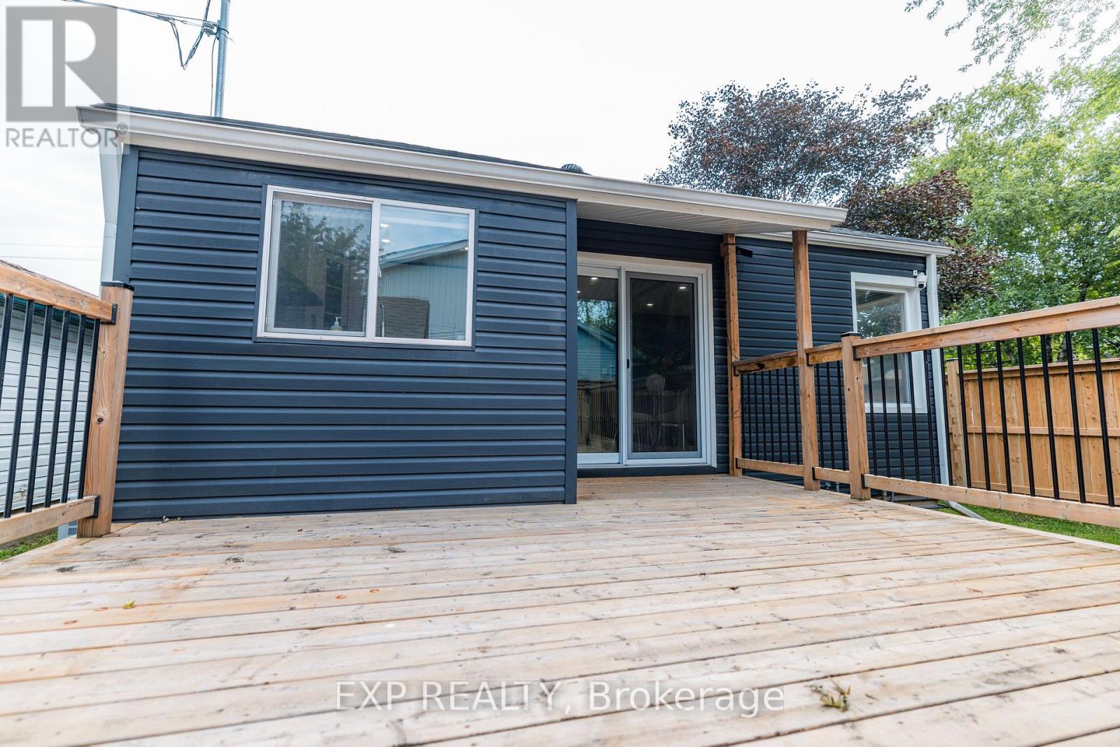 18 Nelson Avenue, Ajax (Central), Ontario  L1S 1Z7 - Photo 24 - E13800512
