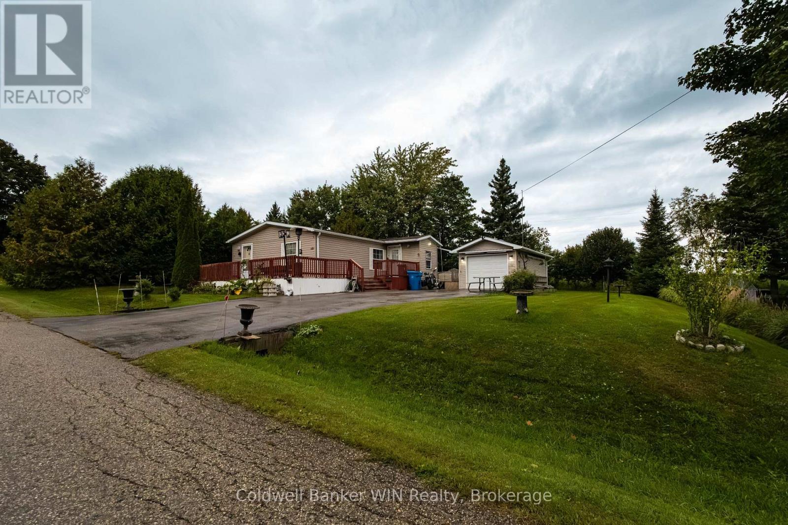 19 GRAND VISTA DRIVE, Wellington North, Ontario
