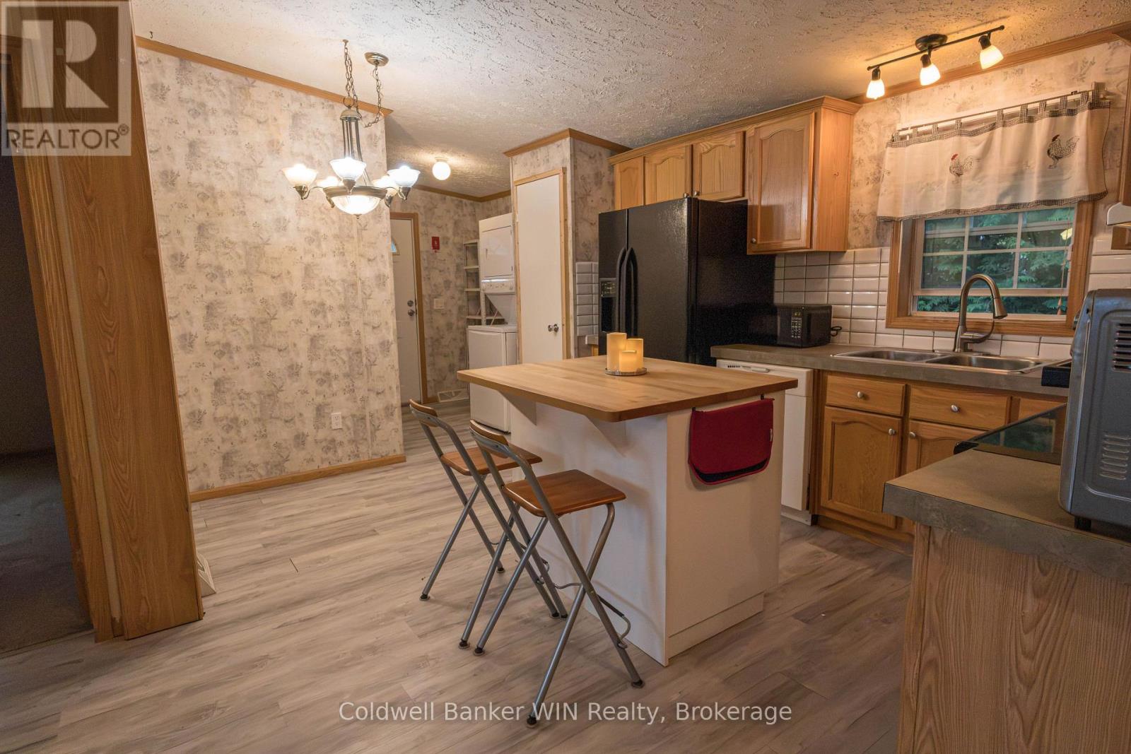 19 Grand Vista Drive, Wellington North, Ontario  N0G 2L0 - Photo 13 - X13800544