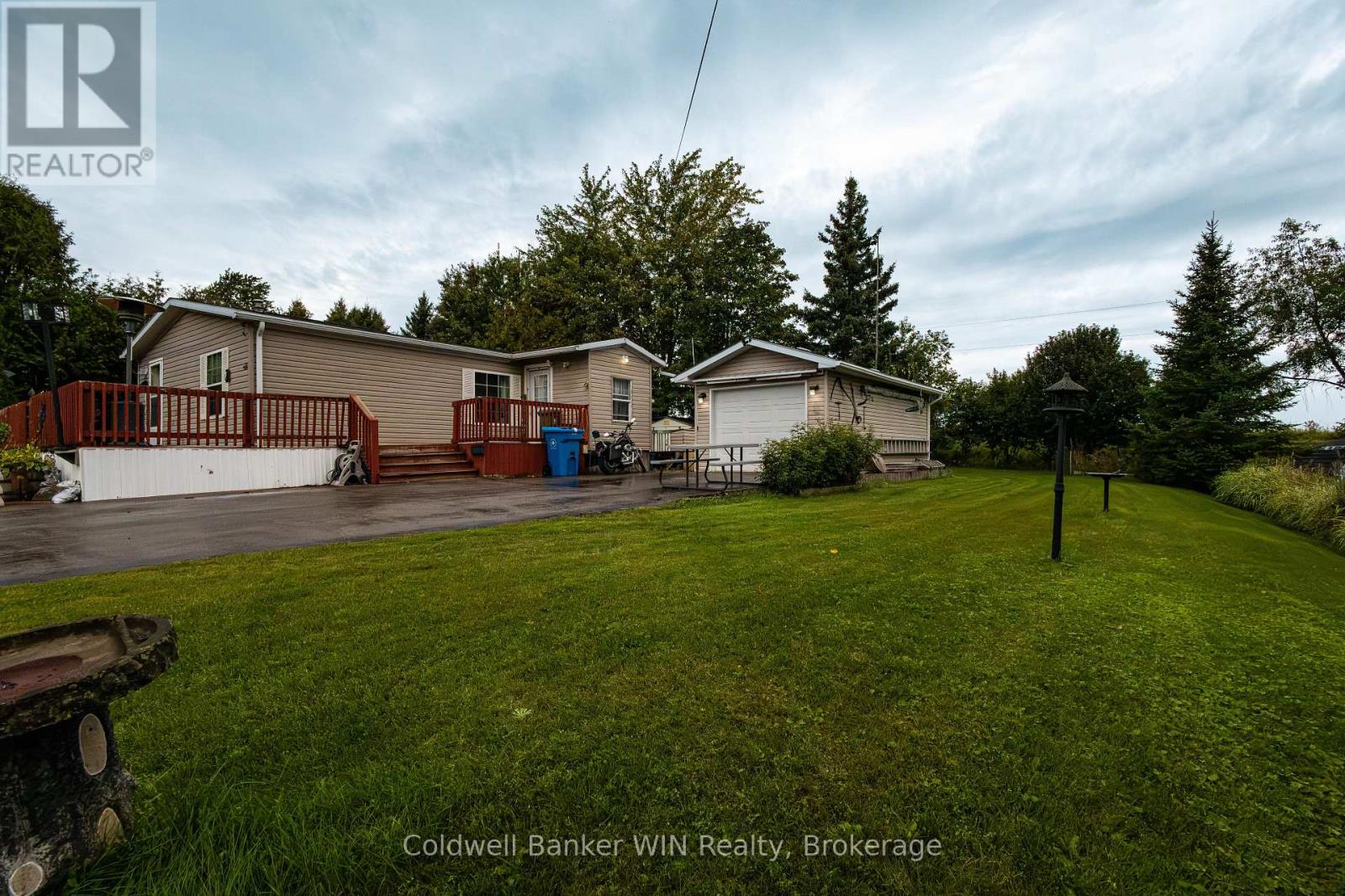19 Grand Vista Drive, Wellington North, Ontario  N0G 2L0 - Photo 3 - X13800544