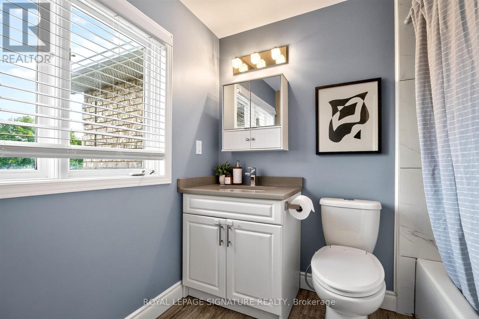 1373 Treeland Street, Burlington, Ontario  L7R 4P4 - Photo 21 - W13796310