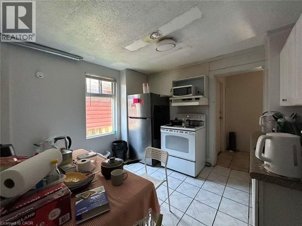 235 Broadway Avenue, Hamilton, Ontario  L8S 2W5 - Photo 9 - 40864598