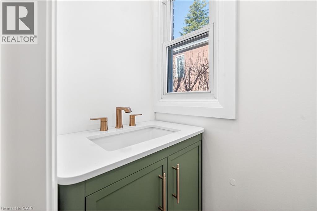 304 Park Street, Dundas, Ontario  L9H 1Y9 - Photo 6 - 40833887