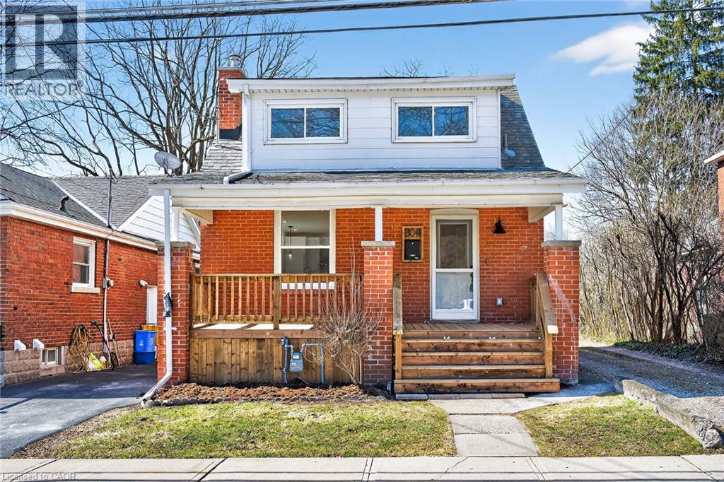 304 PARK Street, Dundas, Ontario