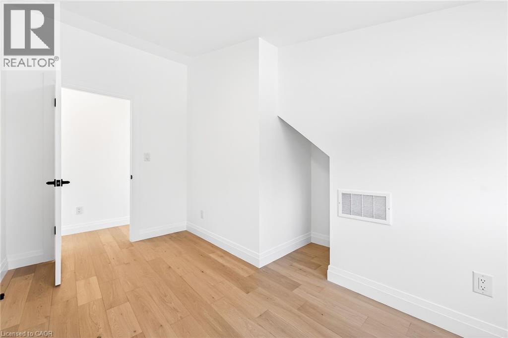 304 Park Street, Dundas, Ontario  L9H 1Y9 - Photo 38 - 40833887