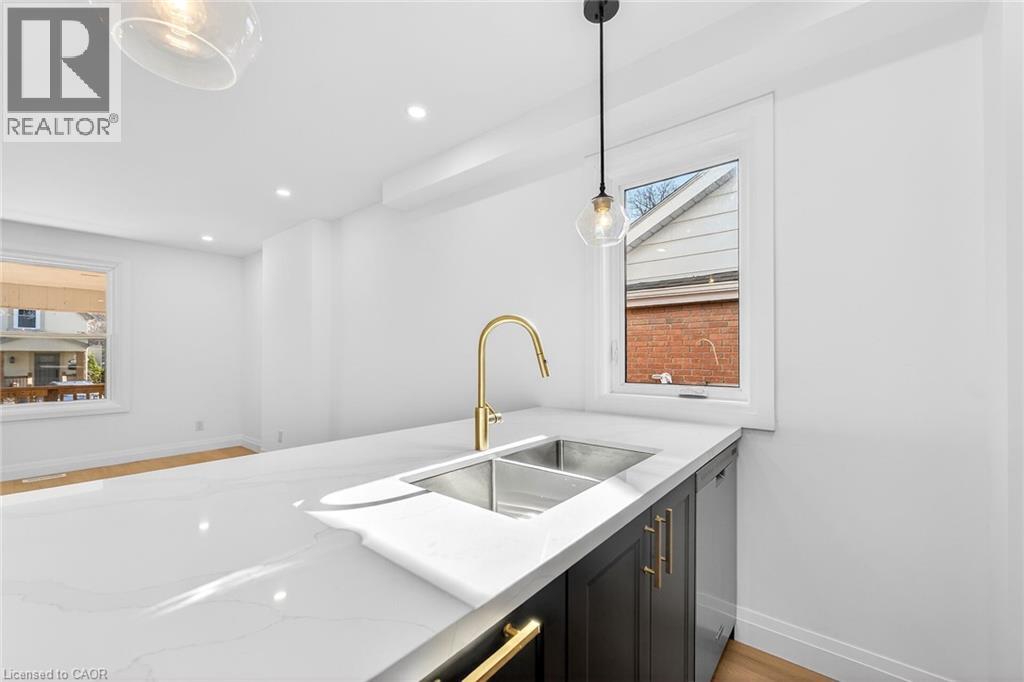 304 Park Street, Dundas, Ontario  L9H 1Y9 - Photo 14 - 40833887