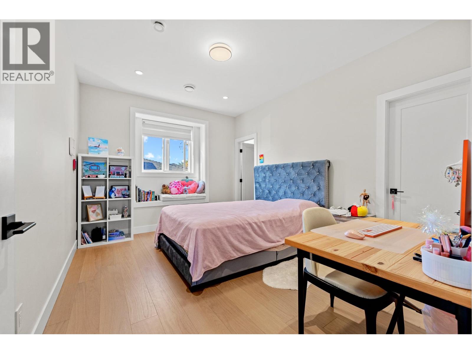 8323 14th Avenue  Burnaby, Burnaby, British Columbia  V3N 2C2 - Photo 24 - R3166598