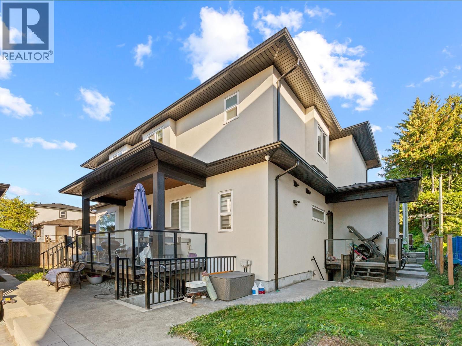 8323 14th Avenue  Burnaby, Burnaby, British Columbia  V3N 2C2 - Photo 37 - R3166598