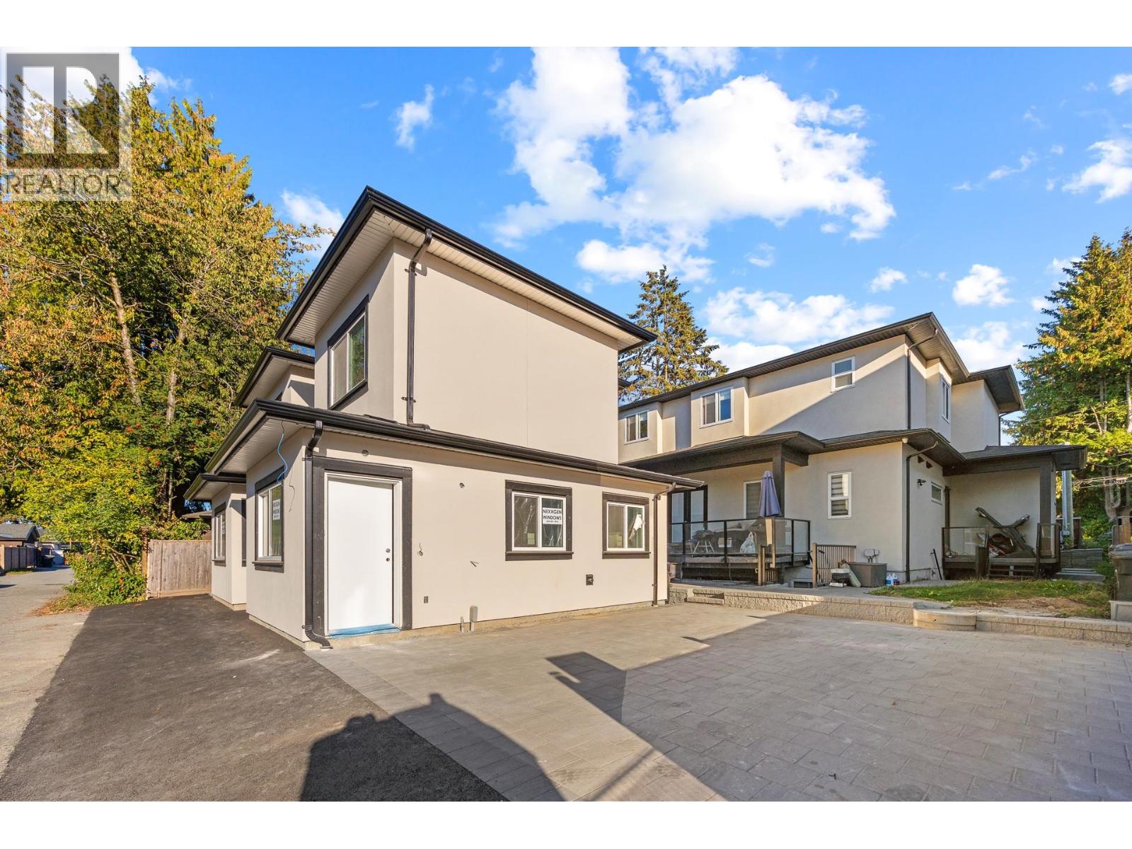 8323 14th Avenue  Burnaby, Burnaby, British Columbia  V3N 2C2 - Photo 38 - R3166598
