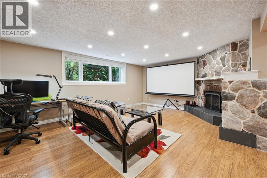 334 Coleridge Drive, Waterloo, Ontario  N2L 2V6 - Photo 28 - 40864230