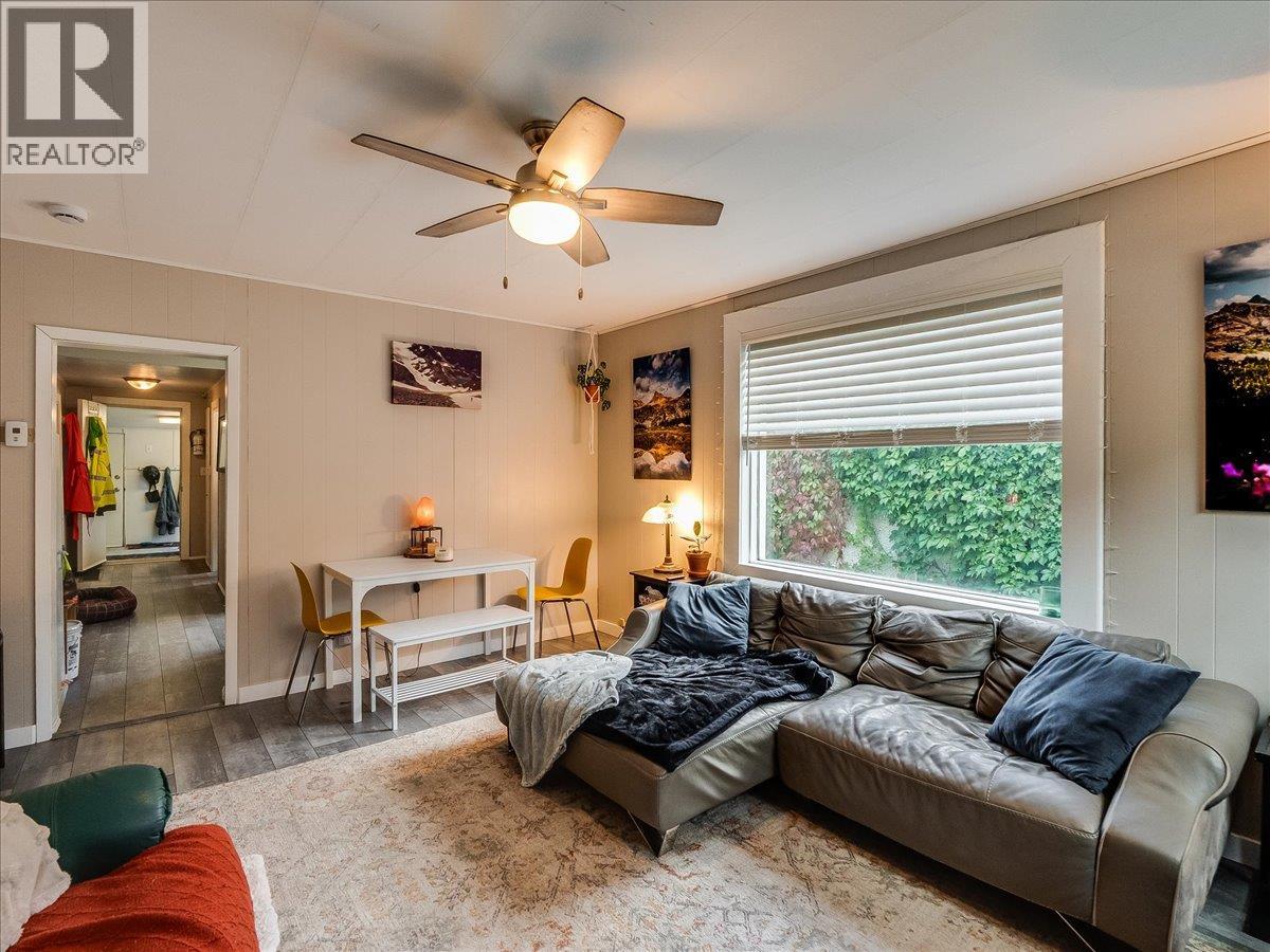 413 Silica Street, Nelson, British Columbia  V1L 4M6 - Photo 7 - 10400938