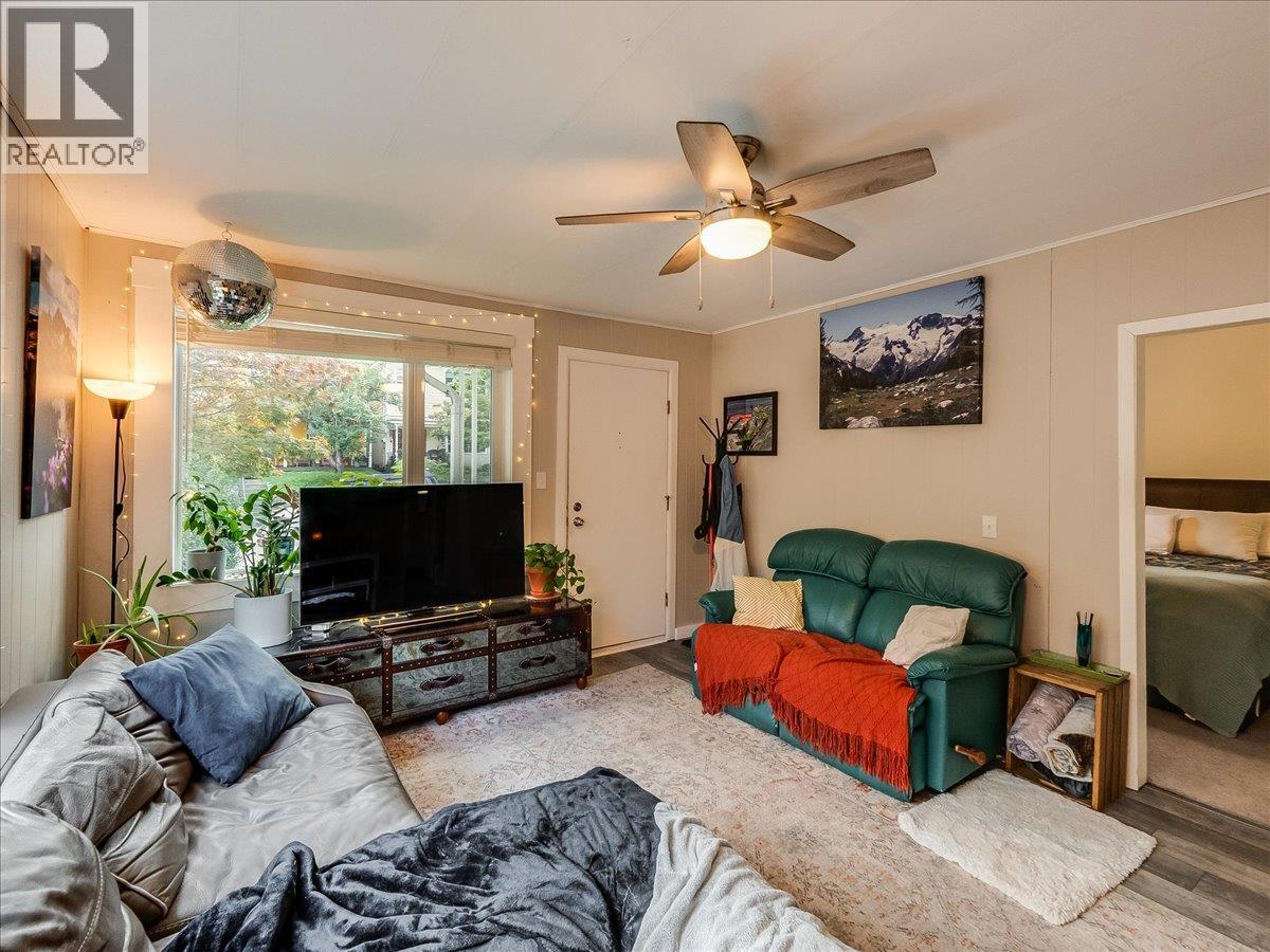 413 Silica Street, Nelson, British Columbia  V1L 4M6 - Photo 9 - 10400938