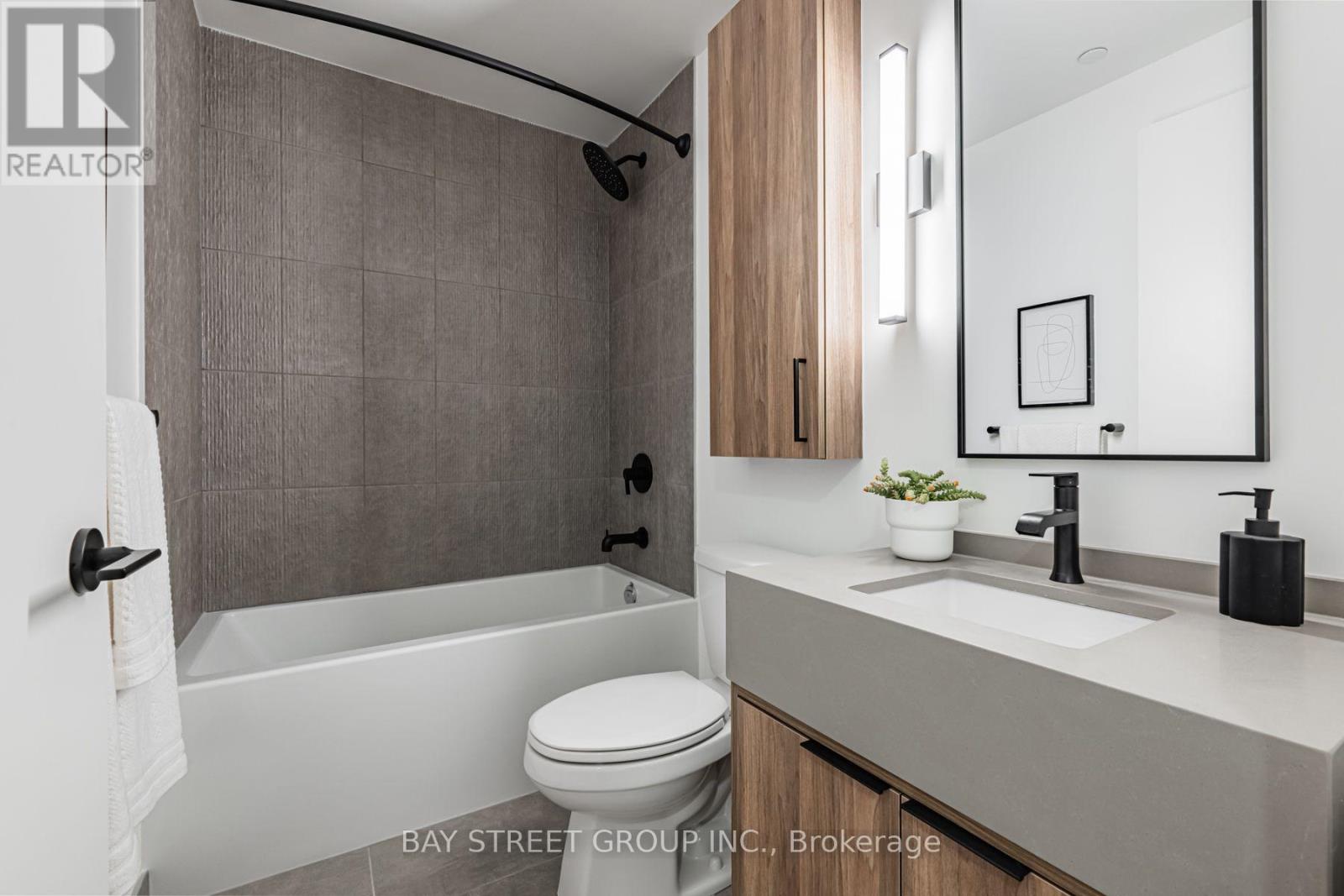 639 - 91 Montclair Avenue, Toronto, Ontario  M5P 0B1 - Photo 10 - C13800556