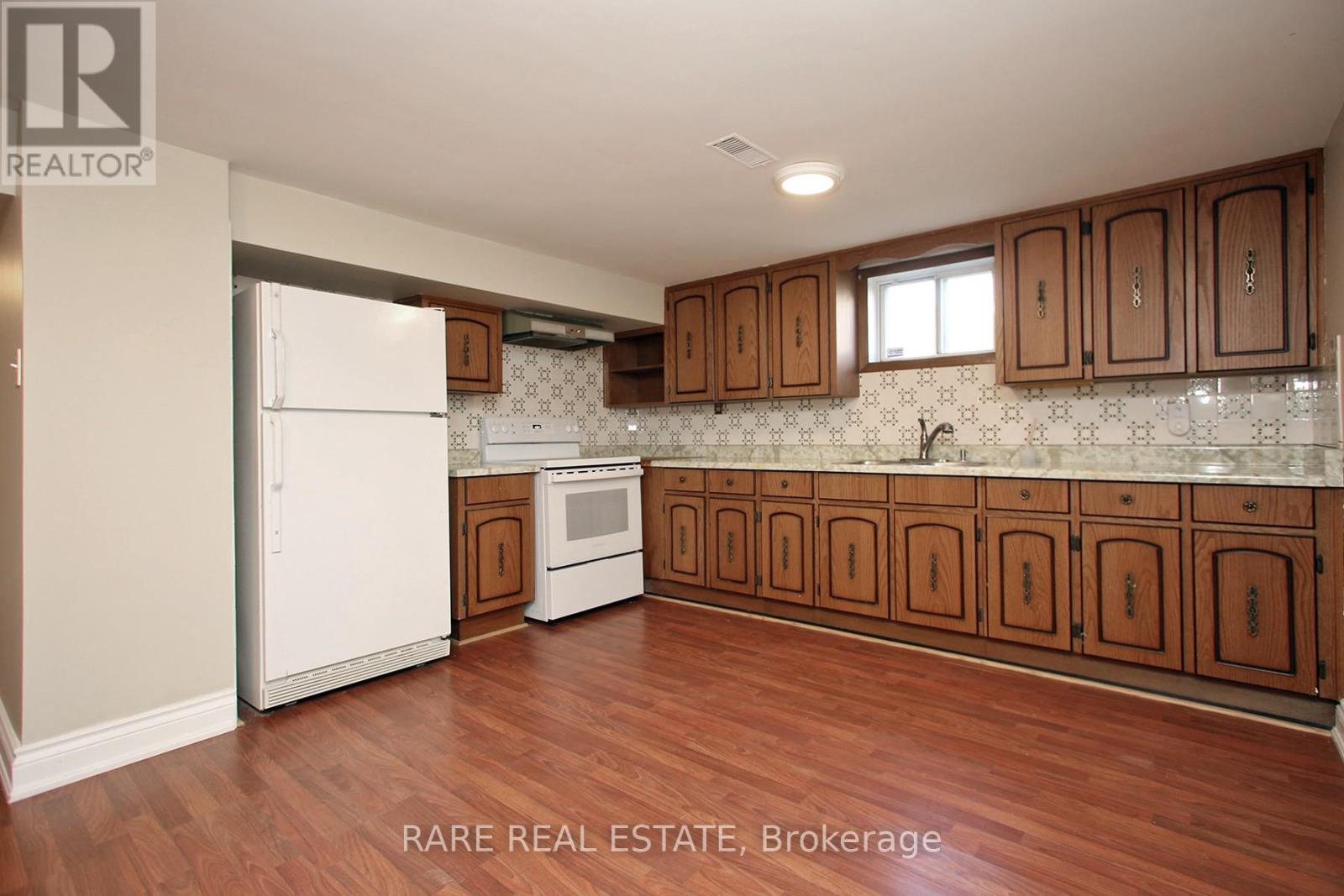 Bsmt - 238 Gary Drive, Toronto, Ontario  M9N 2M8 - Photo 9 - W13800566