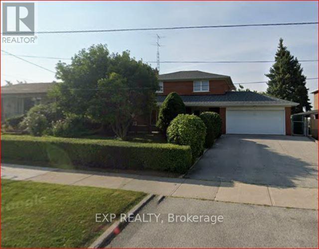 182 DERRYDOWN ROAD, Toronto, Ontario