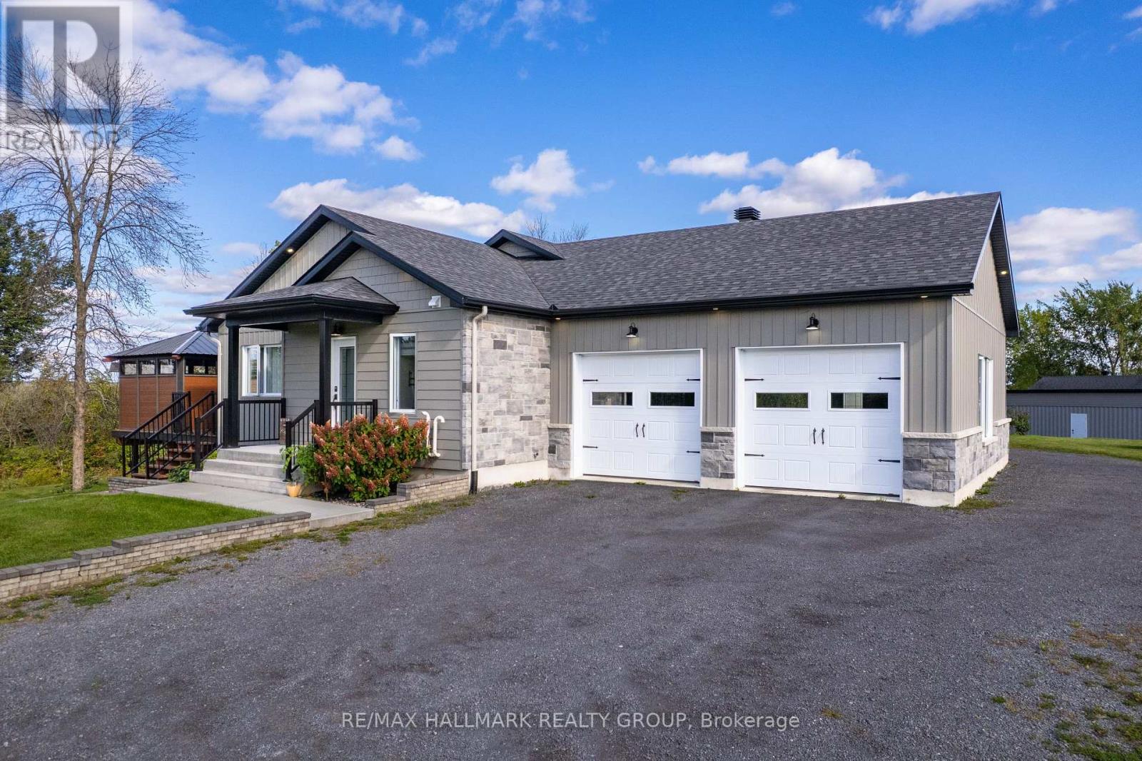 3515 FRONT ROAD E, Champlain, Ontario